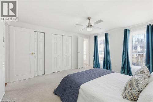 2252 Upper Middle Road Unit# 4, Burlington, ON - Indoor Photo Showing Bedroom