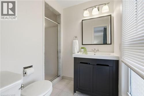 2252 Upper Middle Road Unit# 4, Burlington, ON - Indoor Photo Showing Bathroom