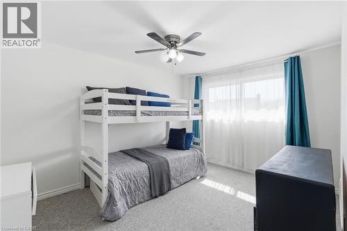 2252 Upper Middle Road Unit# 4, Burlington, ON - Indoor Photo Showing Bedroom