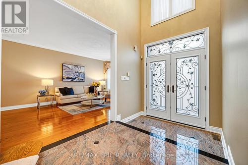 11 Palace Court, Richmond Hill, ON - Indoor Photo Showing Other Room