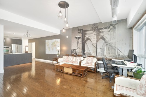 Living Room - 204-2375 Av. Ekers, Mont-Royal, QC - Indoor Photo Showing Other Room