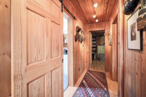 Corridor - 218 Ch. Potvin, Duhamel, QC 