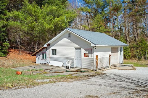 Garage - 127 Ch. Alie, Gracefield, QC - Outdoor With Exterior