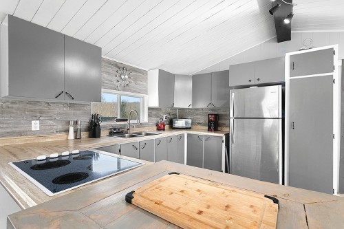 Cuisine - 127 Ch. Alie, Gracefield, QC - Indoor Photo Showing Kitchen With Double Sink