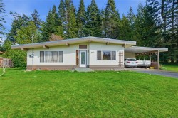 559 Johnstone Rd Parksville, BC V9P 2A5