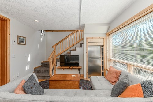 108 Tern Rd, Salt Spring, BC 