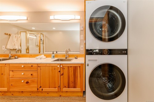 108 Tern Rd, Salt Spring, BC 