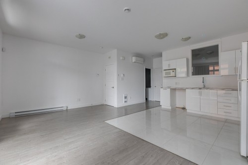 Family Room - 107-3685 Rue Fleury E., Montréal (Montréal-Nord), QC - Indoor