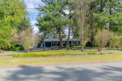 5224 Sherbourne Dr Nanaimo, BC V9T 2J8