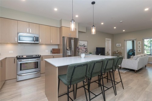 303-290 Wilfert Rd  View Royal, BC V9C 0H6