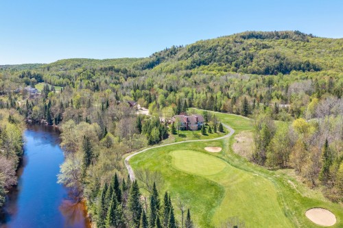 Face arrière - 1826 Ch. Du Golf, Mont-Tremblant, QC - Outdoor With View
