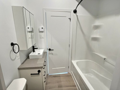 Salle de bains - 114 Av. Carter, Rouyn-Noranda, QC - Indoor Photo Showing Bathroom