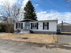 635 Rue Lupien  Drummondville, QC J2C 1C9