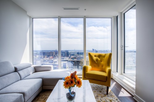 Salon - 2503-1188 Rue St-Antoine O., Montréal (Ville-Marie), QC - Indoor Photo Showing Living Room