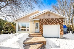 412 Boul. St-Joseph  Sainte-Julie, QC J3E 1C6