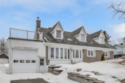 10905  - 10907 Rue Charmont Québec (Les Rivières), QC G2A 2A8