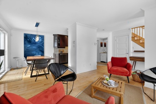 Vue d'ensemble - 522 Rue Lesage, Chambly, QC - Indoor Photo Showing Living Room