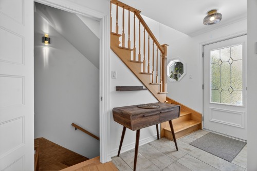 Hall d'entrée/Vestibule - 522 Rue Lesage, Chambly, QC - Indoor Photo Showing Other Room