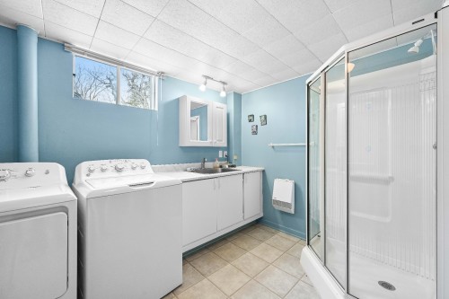 Salle de bains - 92 Rue Ste-Thérèse, Saint-Jean-Sur-Richelieu, QC - Indoor