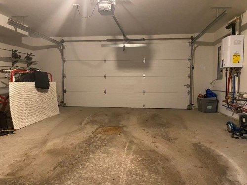 Garage - 221 Av. Mason, Pointe-Claire, QC - Indoor Photo Showing Garage