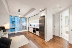 804-1188 Av. Union  Montréal (Ville-Marie), QC H3B 0E5