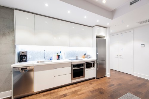 Cuisine - 804-1188 Av. Union, Montréal (Ville-Marie), QC - Indoor Photo Showing Kitchen With Upgraded Kitchen