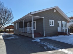 192 Rue de l'Église  Saint-Gédéon-De-Beauce, QC G0M 1T0