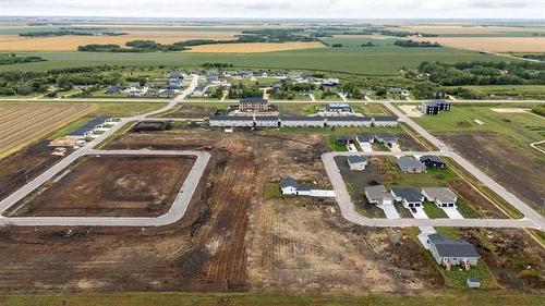 11 Ember Dr, Rosenort, MB 