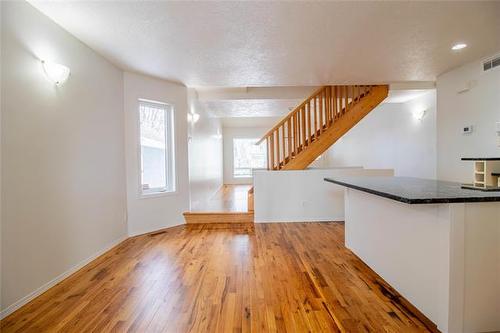 554 Carlaw Ave, Winnipeg, MB 