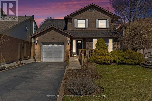 23 Ricardo Court, Hamilton, ON - Outdoor