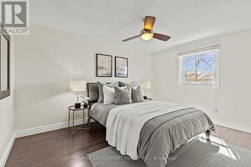 23 Ricardo Court, Hamilton, ON - Indoor Photo Showing Bedroom