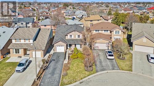 23 Ricardo Court, Hamilton, ON - Outdoor