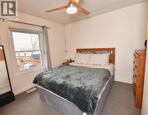 830 Champlain Road, Sarnia, ON - Indoor Photo Showing Bedroom