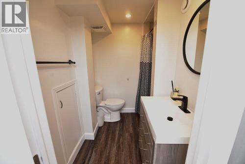 830 Champlain Road, Sarnia, ON - Indoor Photo Showing Bathroom