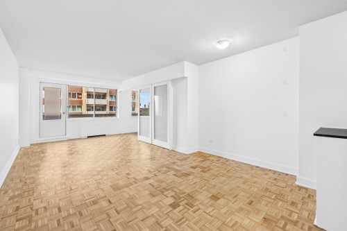 Salon - 915-3475 Rue De La Montagne, Montréal (Ville-Marie), QC - Indoor Photo Showing Other Room
