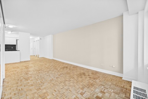 Salon - 915-3475 Rue De La Montagne, Montréal (Ville-Marie), QC - Indoor Photo Showing Other Room