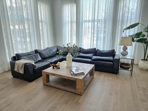 Salon - 9 Place D'Harques, Lorraine, QC - Indoor Photo Showing Living Room