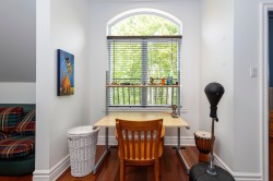 Bureau - 