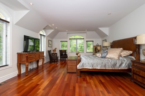 Chambre à coucher principale - 9 Place D'Harques, Lorraine, QC - Indoor Photo Showing Bedroom