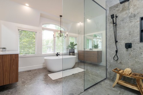 Salle de bains attenante à la CCP - 9 Place D'Harques, Lorraine, QC - Indoor Photo Showing Bathroom