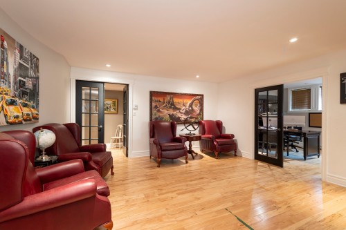 Salon - 9 Place D'Harques, Lorraine, QC - Indoor Photo Showing Living Room