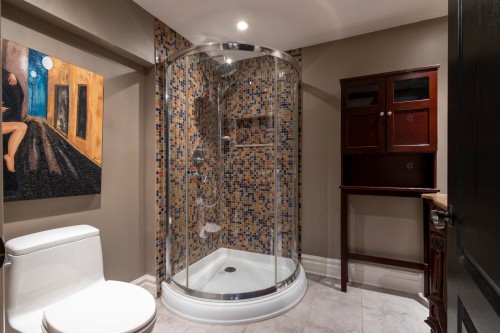 Salle de bains - 9 Place D'Harques, Lorraine, QC - Indoor Photo Showing Bathroom