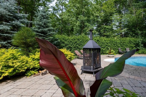 Terrasse - 9 Place D'Harques, Lorraine, QC - Outdoor With In Ground Pool