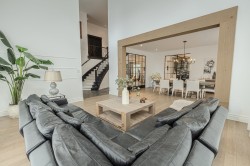 Salon - 