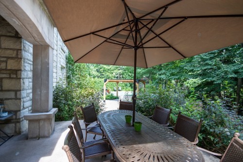 Coin-repas - 9 Place D'Harques, Lorraine, QC - Outdoor With Exterior