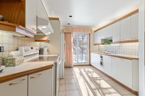 Cuisine - 6340 Boul. Des Galeries-D'Anjou, Montréal (Anjou), QC - Indoor Photo Showing Kitchen