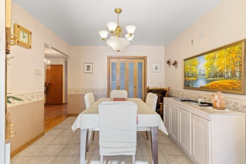 Salle à manger - 6340 Boul. Des Galeries-D'Anjou, Montréal (Anjou), QC - Indoor Photo Showing Dining Room
