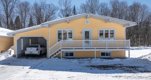 Façade - 231 Ch. De La Paix, Mont-Laurier, QC - Outdoor With Exterior