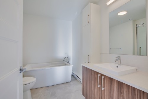 Bathroom - 1-600 Rue Cadieux, Mont-Tremblant, QC - Indoor Photo Showing Bathroom