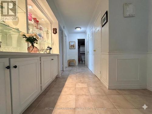 705 - 1415 Ghent Avenue, Burlington, ON - Indoor Photo Showing Other Room